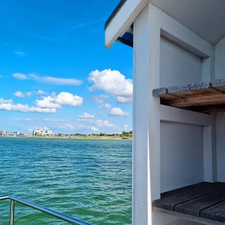 Deich Und In Stein (Schleswig-Holstein)